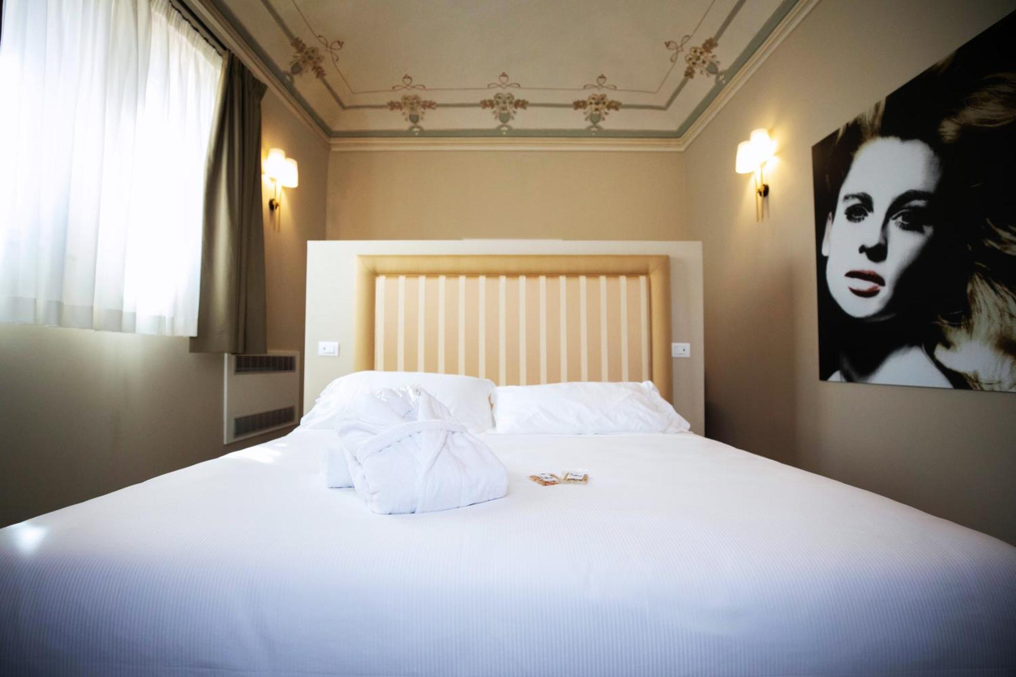 Lanterne Magiche Ortigia Suites Syracuse Ngoại thất bức ảnh